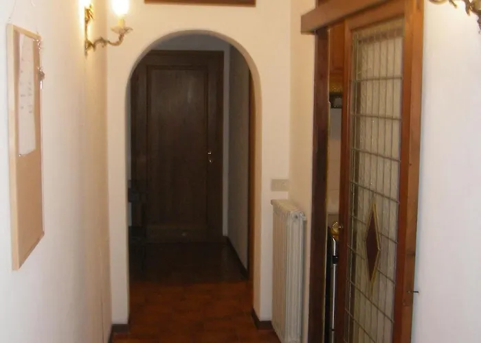 Daire In Florence's Nightlife